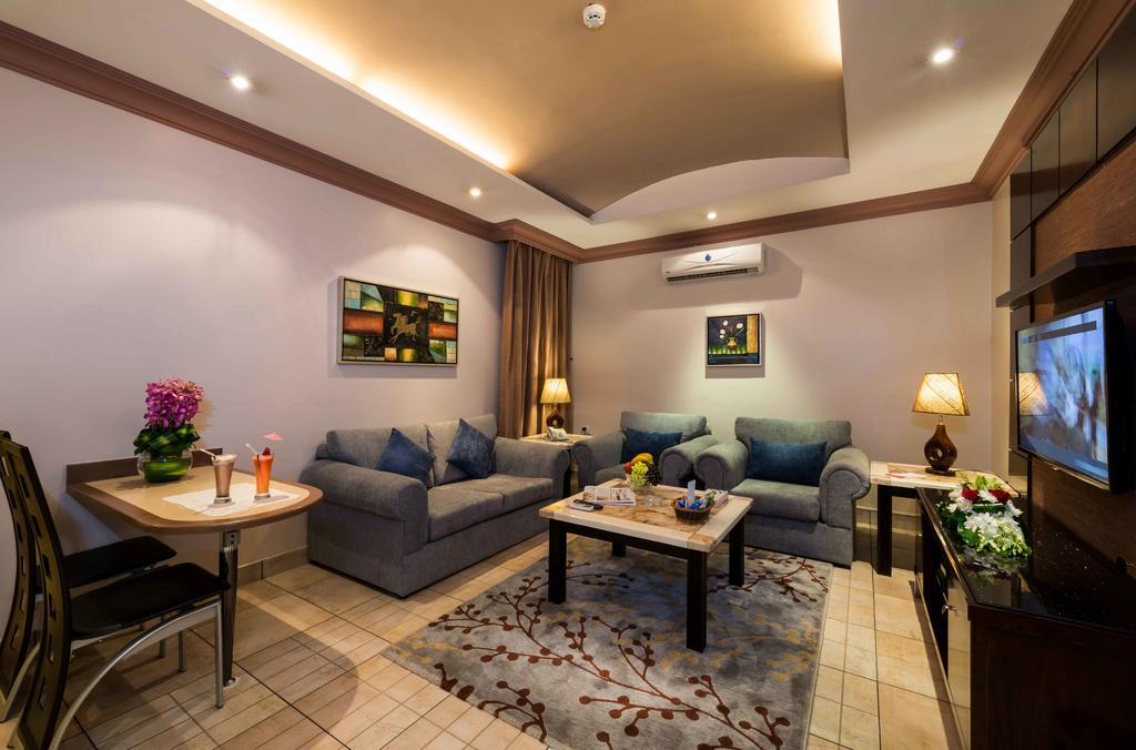 Boudl Al-Morouj Aparthotel ริยาดห์ ภายนอก รูปภาพ